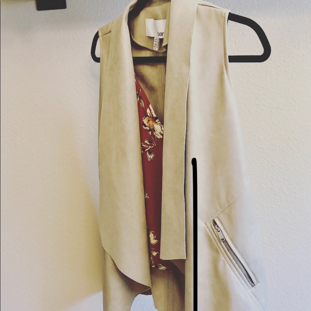 Versatile Vest - image 2